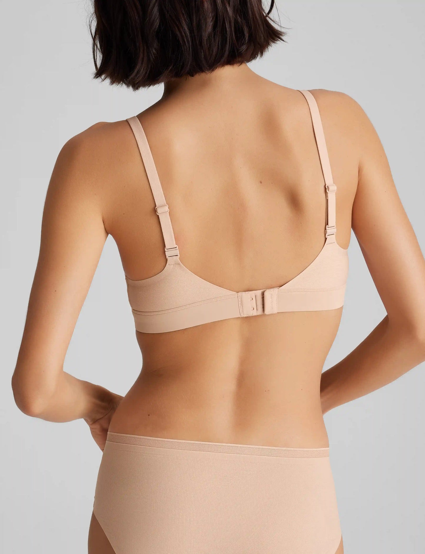 Air Plunge Bra and Air Triangle Bralette Set (2-Pack)