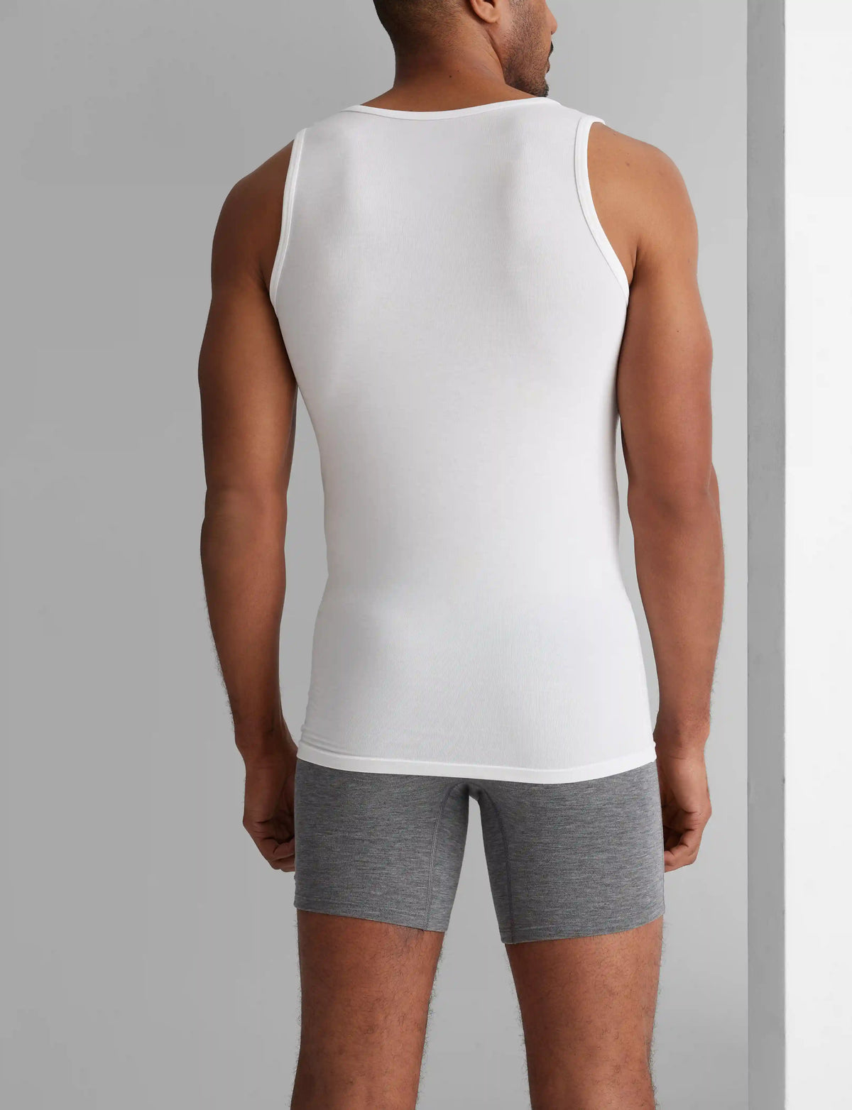Second Skin Tank Stay-Tucked Undershirt
