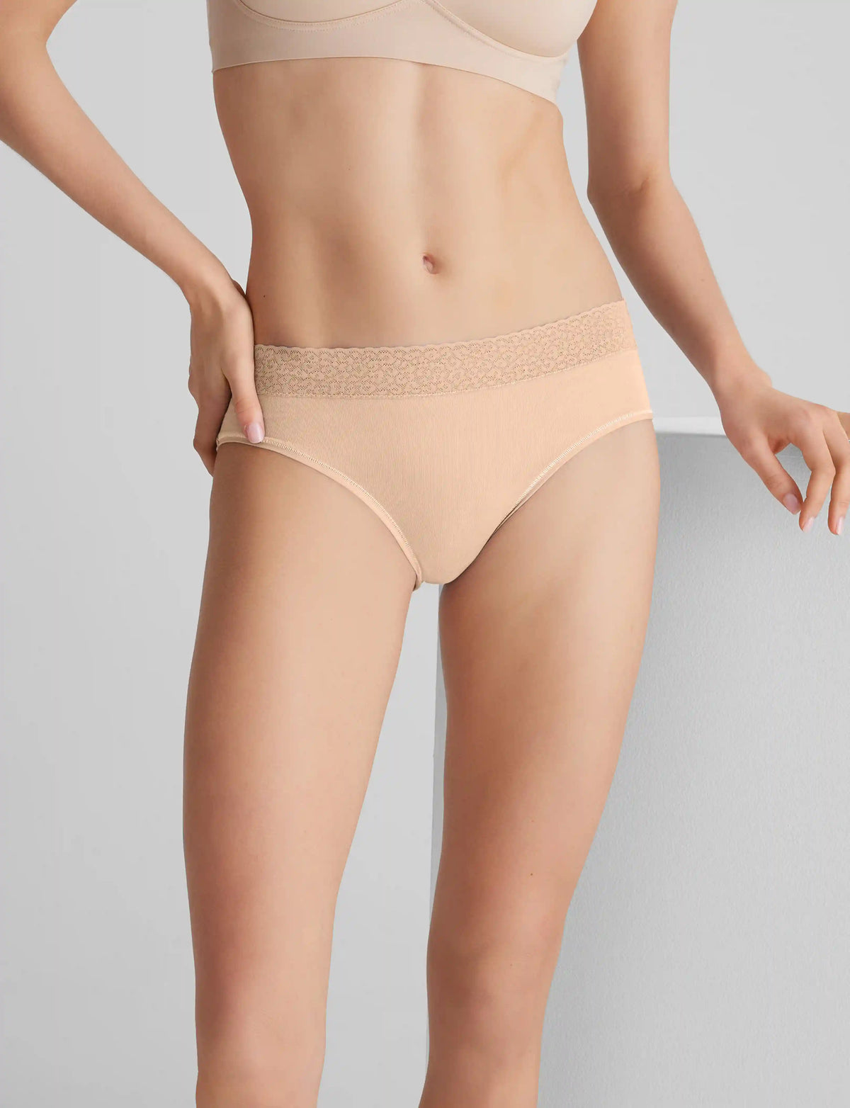 Women's Second Skin Brief, Lace Waist