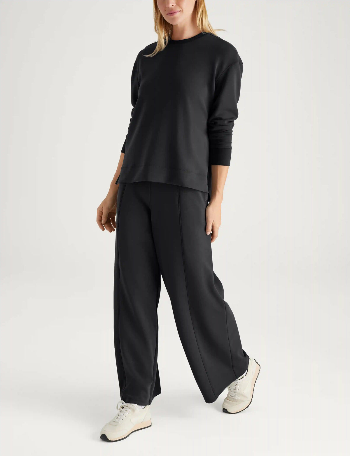Women's Luxe Traveler Knit Long Sleeve Crew & Pant Set