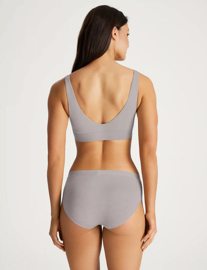 Second Skin Pullover V-Neck Bra