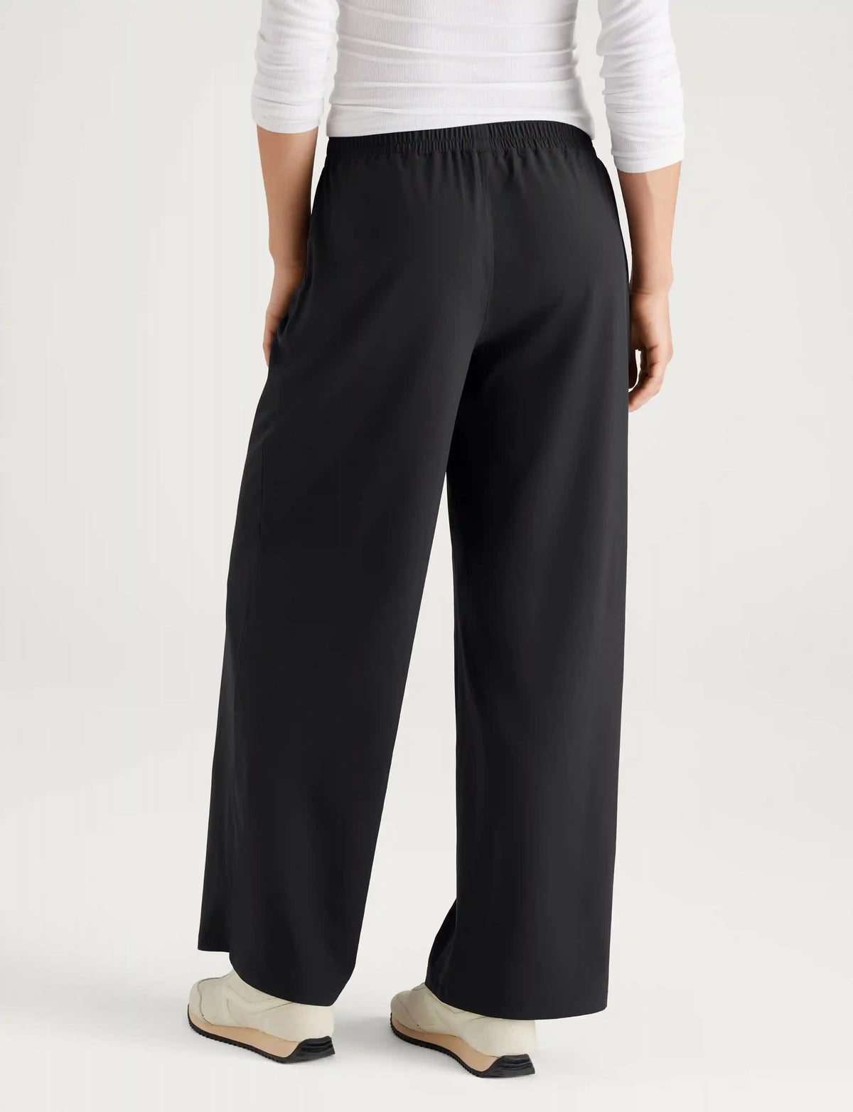 Women's Luxe Traveler Woven Pant